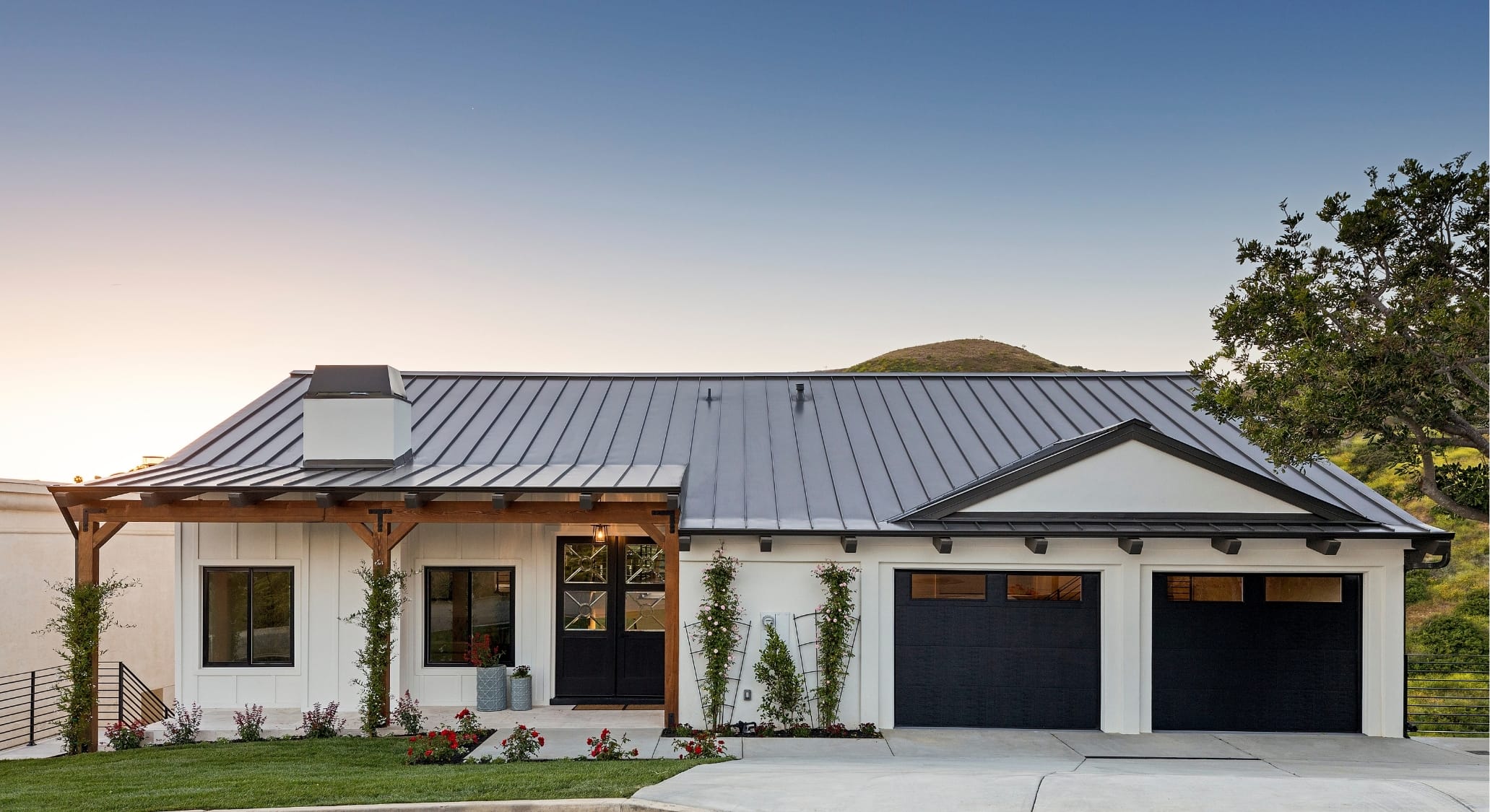 Desert Color Courtyard — Desert Color