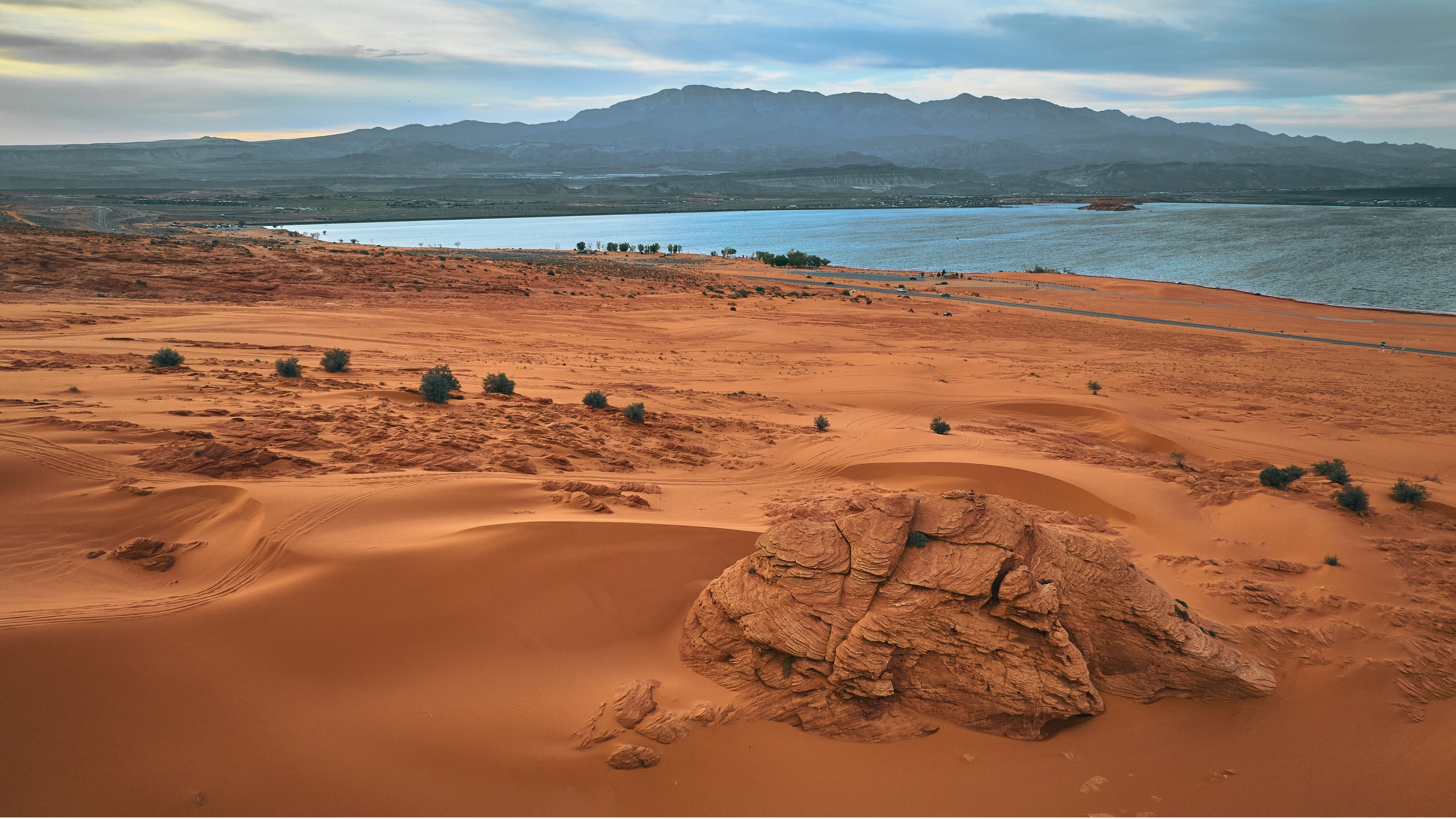 Sand Hollow dunes in Southern Utah